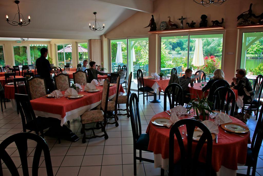 Hotel Domaine Du Roi Kysmar Villandraut Exterior foto